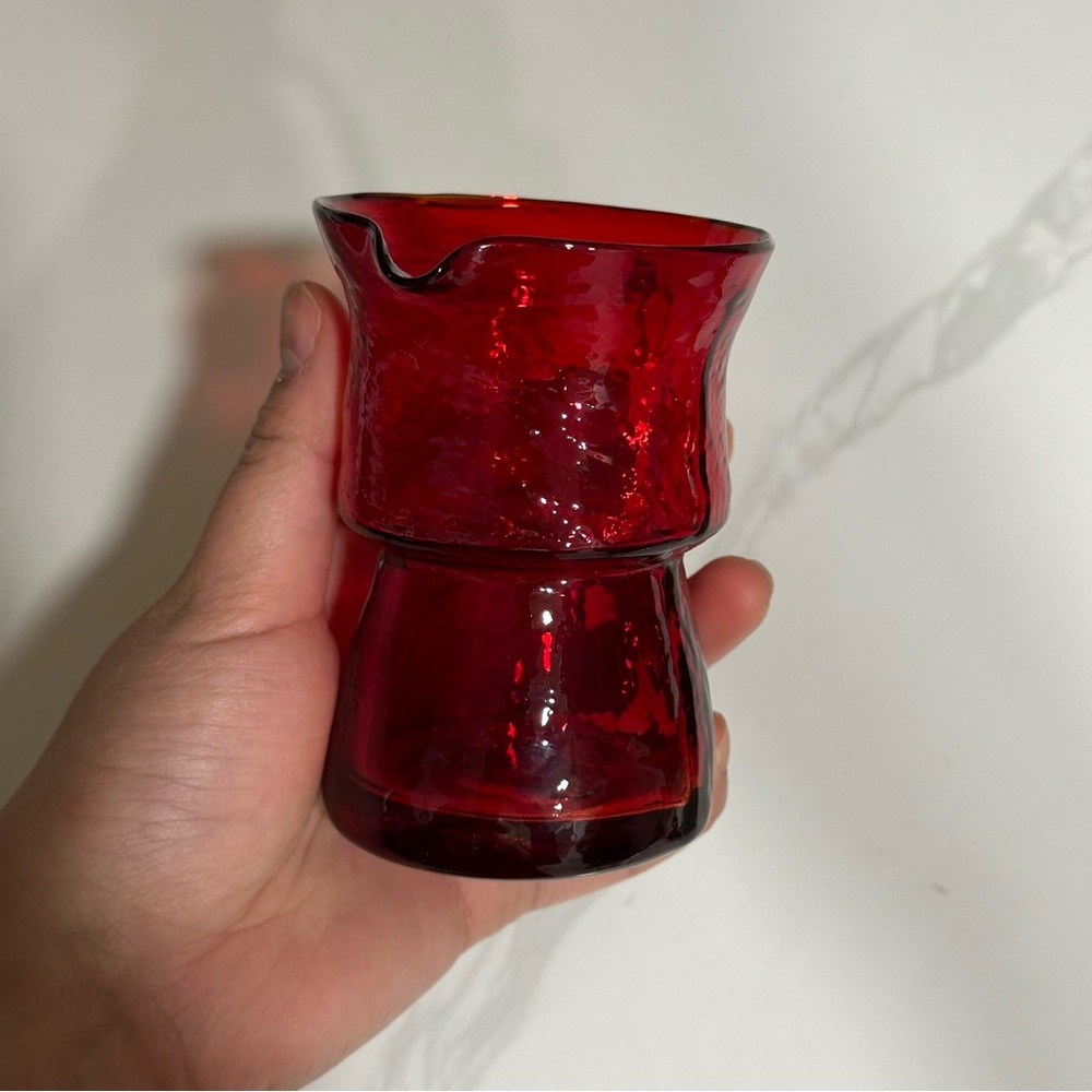 VINTAGE RUBY HANDMADE GLASS BLOWN CUP - Picture 5 of 6